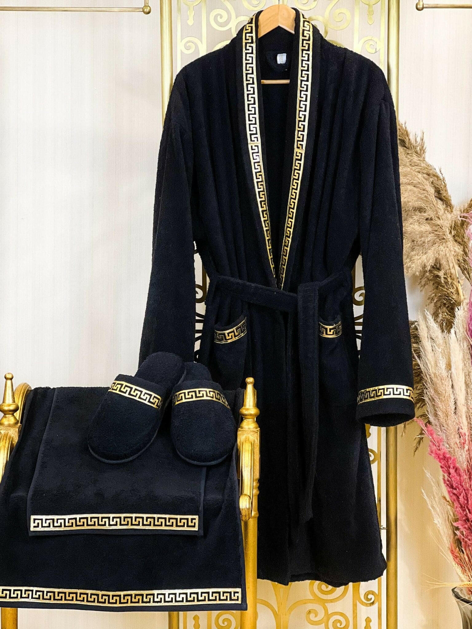 Anka Exclusive Greek Key Pattern Black Men's Bathrobe Set, Luxury Robe