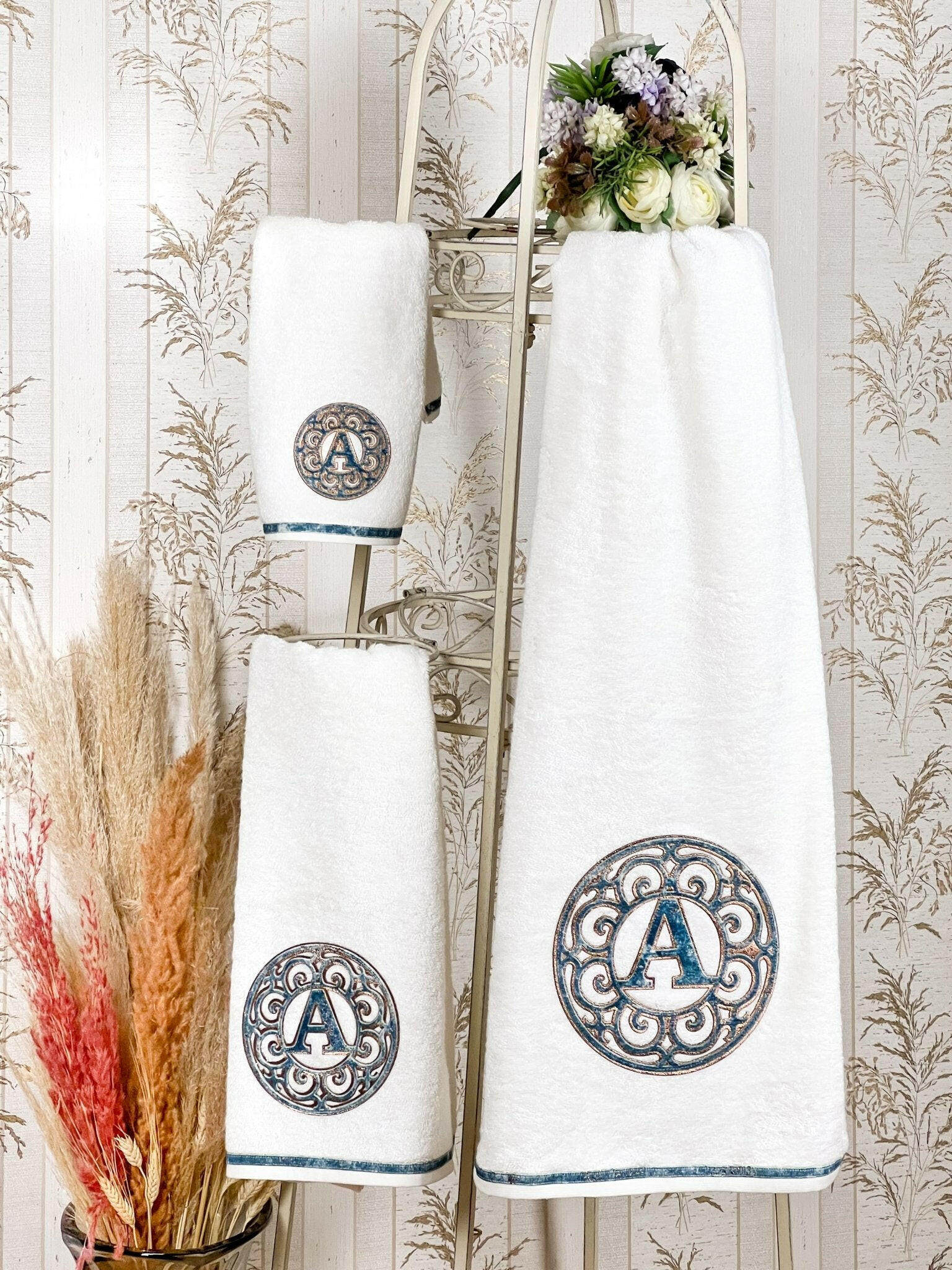 Personalized Lyra Towel Set with Monogrammed Initials, Bath Towel Set