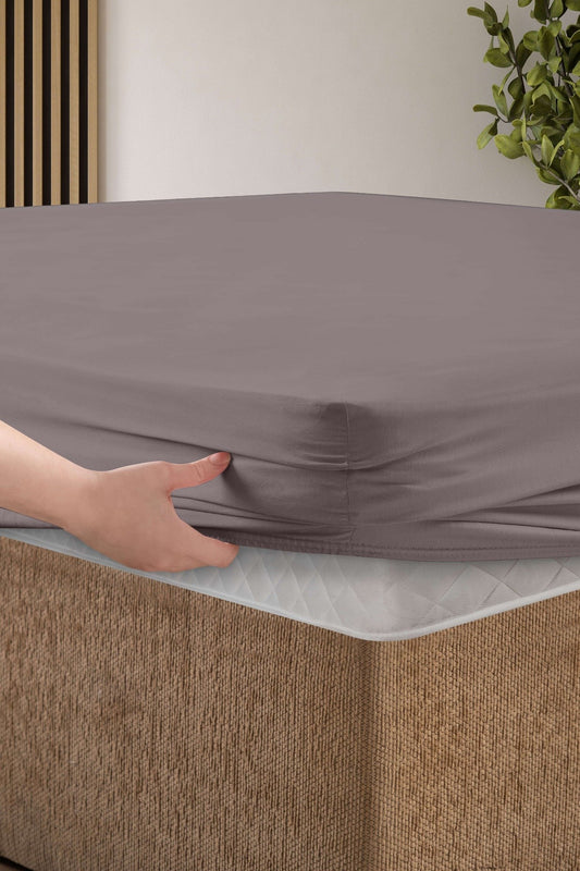 Creative Home Bed Sheets Fitted Sheet Set including 1 Fitted Sheet 2 Pillowcases 3 pcs Set - Lilac Purple bed sheets on a bed in a bedroom with a lamp and plant, BS-FC-FSS-Lilac-Q,BS-FC-FSS-Lilac-K