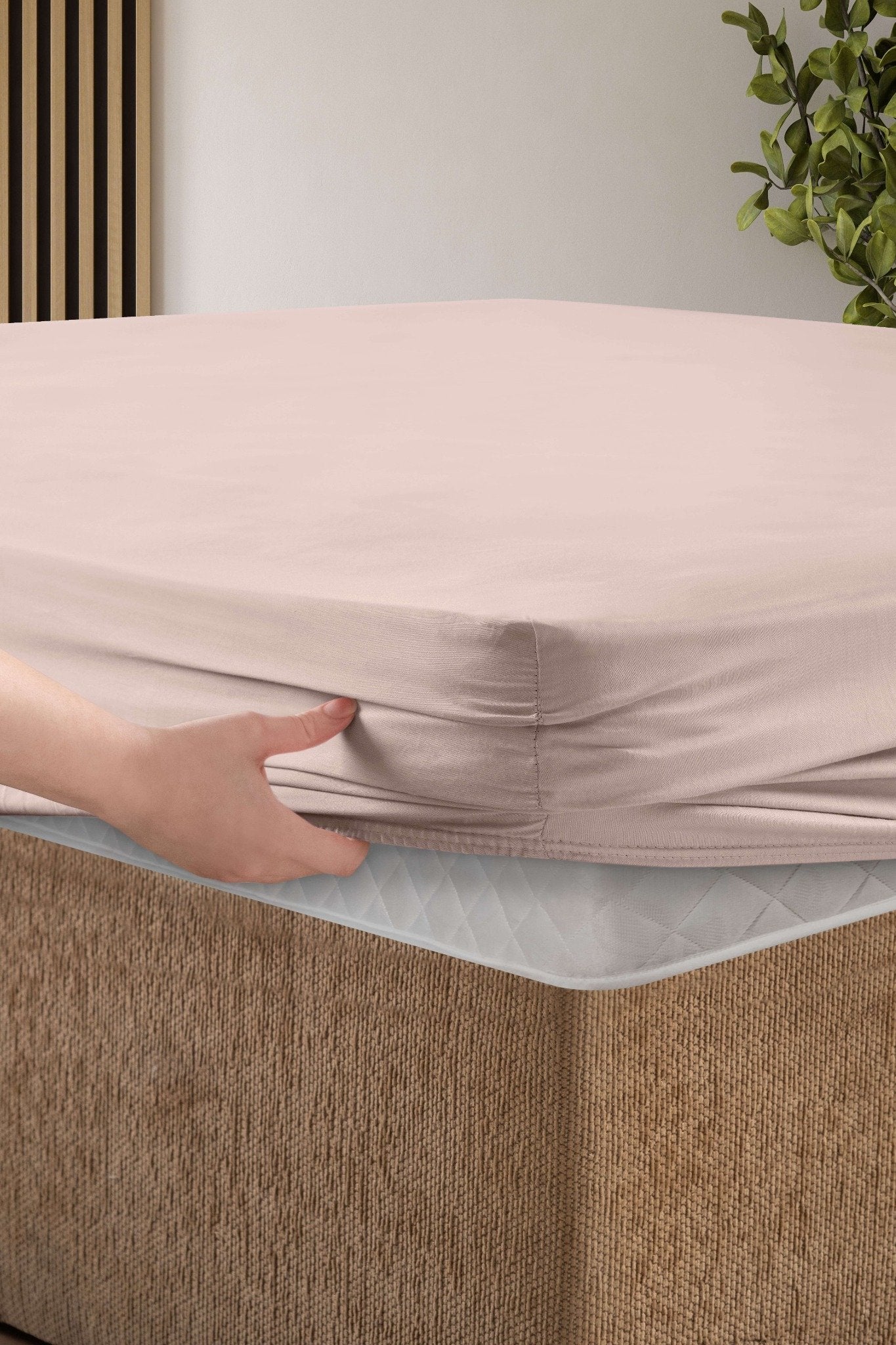 Creative Home Bed Sheets Fitted Sheet Set including 1 Fitted Sheet 2 Pillowcases 3 pcs Set - Lilac Purple bed sheets on a bed in a bedroom with a lamp and plant, BS-FC-FSS-Pwdr-Q,BS-FC-FSS-Pwdr-K