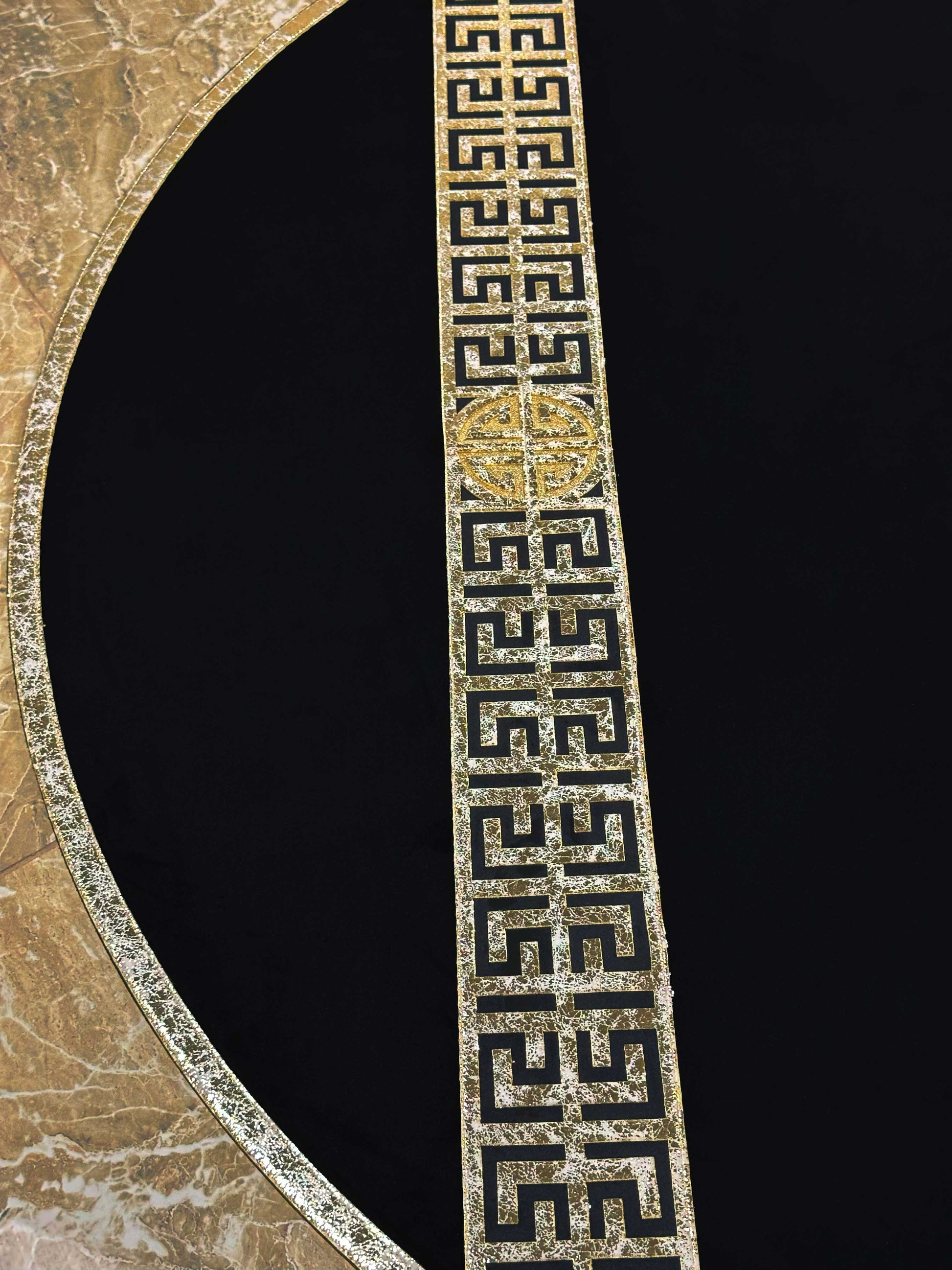 Hera Round Luxury Black & Gold Rug, Greek Key Pattern Leather Mat, Washable Turkish Carpet,RUGR-CH-HERA-BlaGo-140,RUGR-CH-HERA-BlaGo-180,RUGR-CH-HERA-BlaGo-220