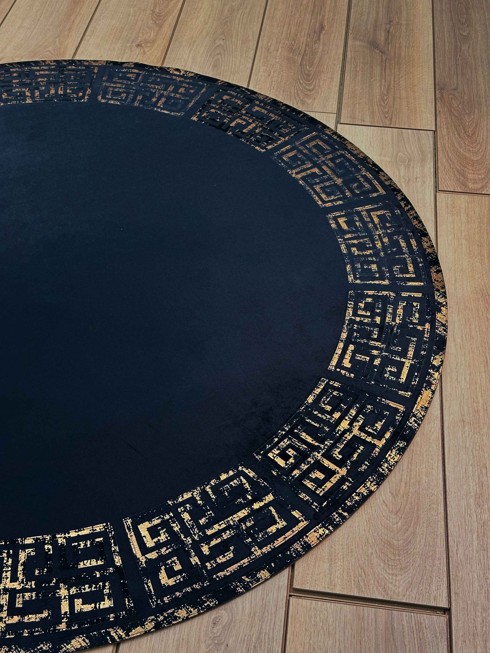 Anka Round Luxury Rug by Creative Home, Greek Key Versace Pattern Leather Mat, Black & Ancient Copper color Washable Carpet,RUGR-CH-ANKALE-BlaACop-140