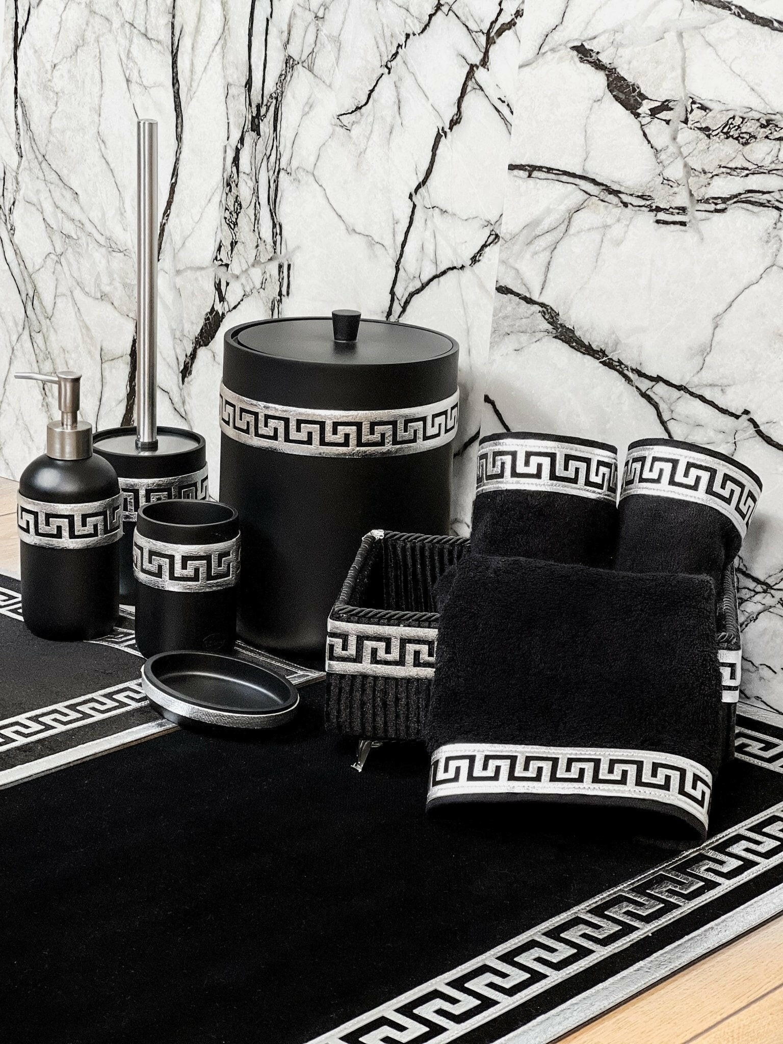 Anka Exclusive Black & Silver Bathroom Set - Creative HomeBathroom Accessory Sets