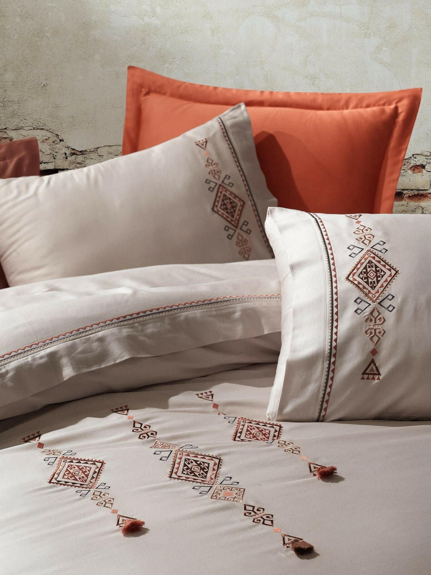 Dantela Tilbe - Embroidered Luxury Duvet Cover Set - creativehome-designs