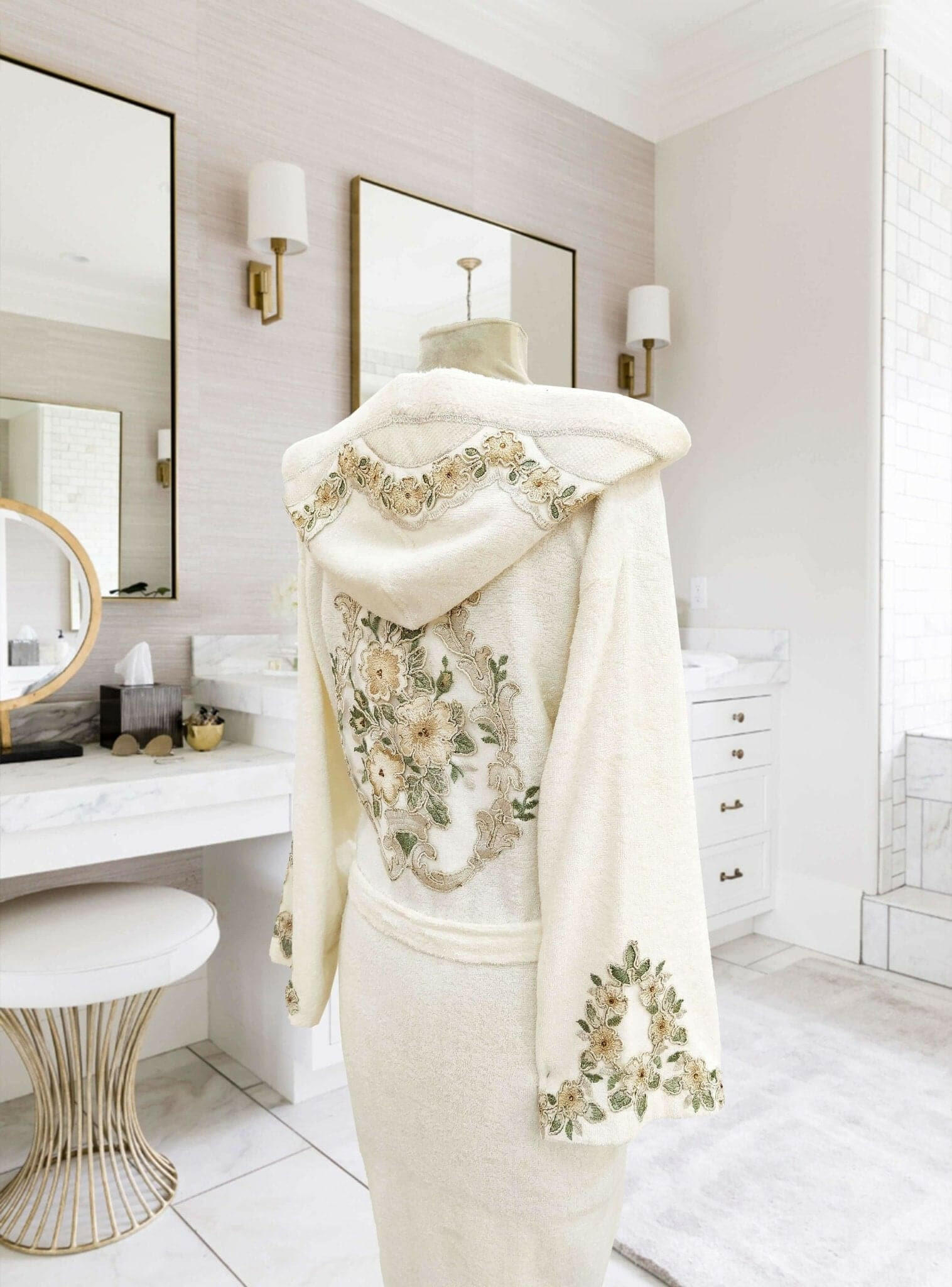 Gelin Bathrobe - Creative Home Designs, Floral Embroidery Turkish Soft Bamboo Robe