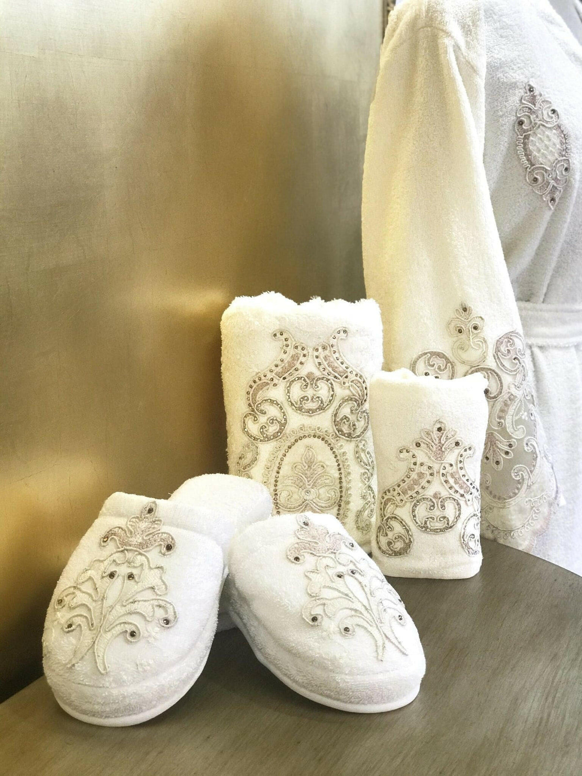Pathrobe Lale Embroidered Lace White Women's Bathrobe Set, Elegant Luxury Robe
